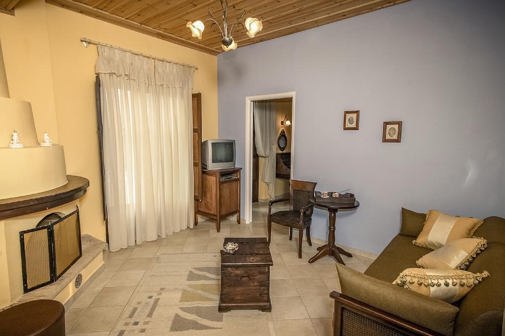 Ouranogiton Resort Kosmás Екстериор снимка